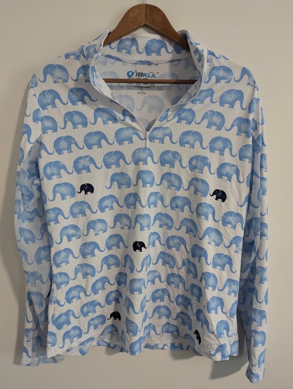 IBKUL UPF 50+ Long Sleeve Golf Tennis Top 1/4 zip Size L Elephant Print